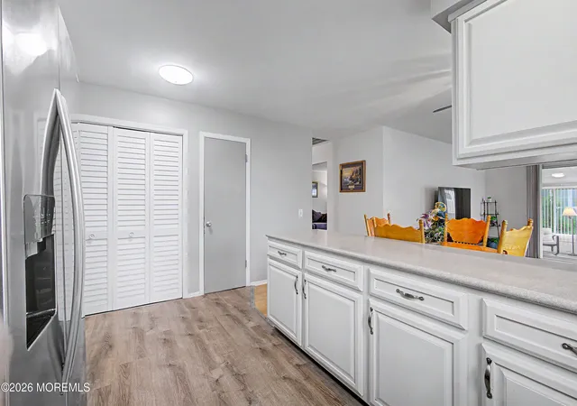 Photo 3 of Single family home for sale at 20 Thronbury Ct, Toms River, NJ 08757 | MLS# 22619968 | Listing updated on 2026-09-14