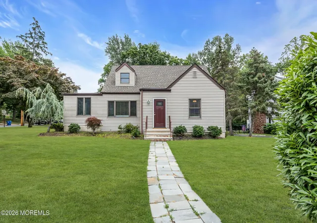 Homes for sale in Middletown, NJ | 89 Oak Hill Rd, Middletown, NJ 07748 | MLS# 22619949