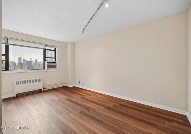 4th image of 6515 Jfk Blvd E, West New York, NJ 07093