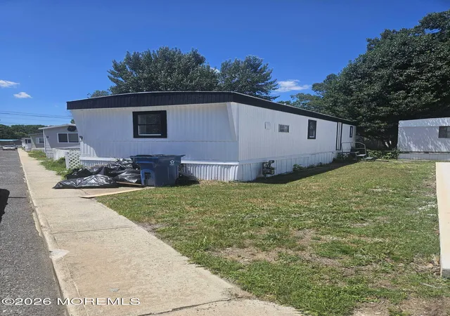 Homes for sale in Howell, NJ | 9 Essex Ln, Howell, NJ 07731 | MLS# 22619864