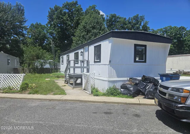 Homes for sale in Howell, NJ | 9 Essex Ln, Howell, NJ 07731 | MLS# 22619864