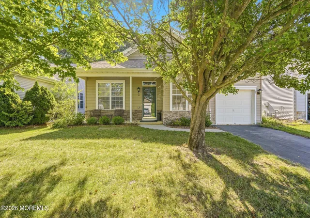 Homes for sale in Barnegat, NJ | 23 Robin Ln, Barnegat, NJ 08005 | MLS# 22620189