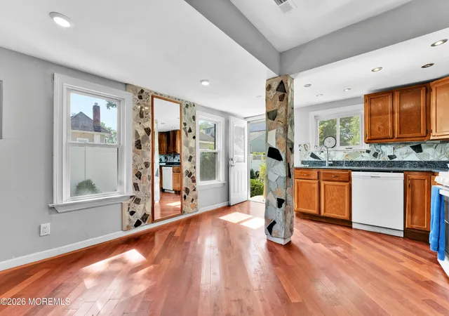 3rd image of 172 Park Ave, Keansburg, NJ 07734 | MLS# 22619893