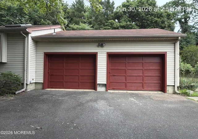 Homes for sale in Tinton Falls, NJ | 37 Alden Ln, Tinton Falls, NJ 07724 | MLS# 22619922