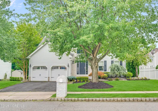 Homes for sale in Matawan, NJ | 73 Brandywine Dr, Matawan, NJ 07747 | MLS# 22620183