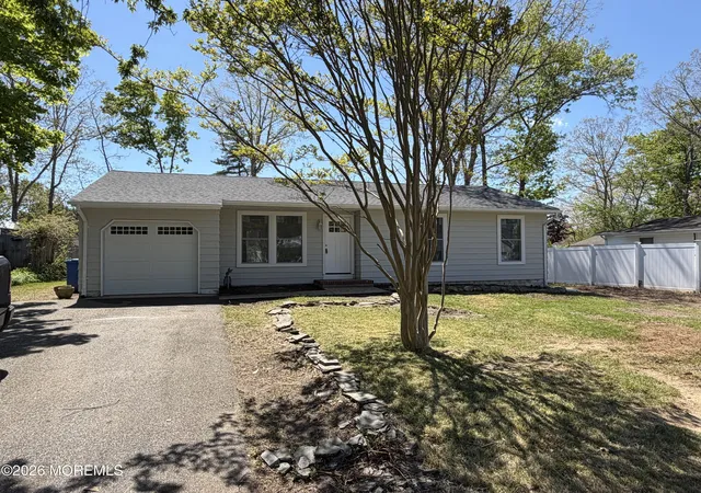 Homes for sale in Manahawkin, NJ | 43 Lighthouse Dr, Manahawkin, NJ 08050 | MLS# 22619895