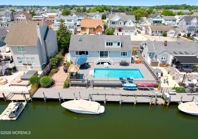 Homes for sale in Point Pleasant Boro, NJ | 1648 Center St, Point Pleasant Boro, NJ 08742 | MLS# 22620207