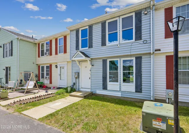 Photo 3 of Single family home for sale at 23 Theresa Ct, Galloway, NJ 08205 | MLS# 22619959 | Listing updated on 2026-09-21