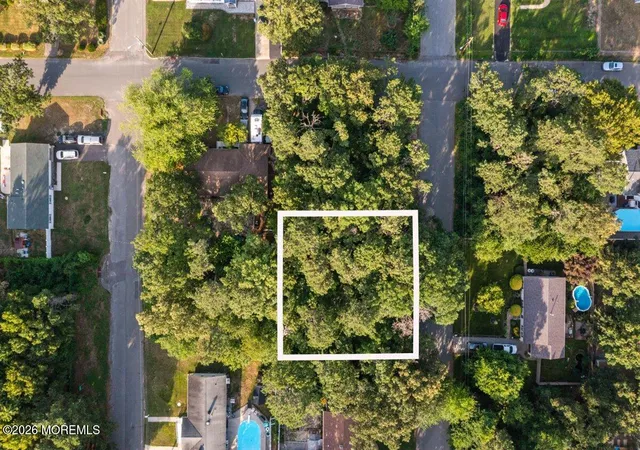 1st image of 629 Tenth Ave, Toms River, NJ 08757 | MLS# 22620230