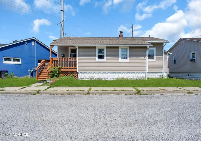 Homes for sale in Carneys Point, NJ | 264 Birch St, Carneys Point, NJ 08069 | MLS# 22619993