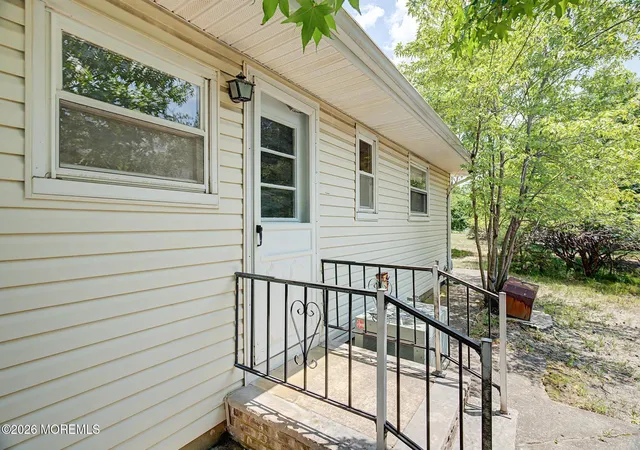Homes for sale in Toms River, NJ | 658 Jamaica Blvd, Toms River, NJ 08757 | MLS# 22619996