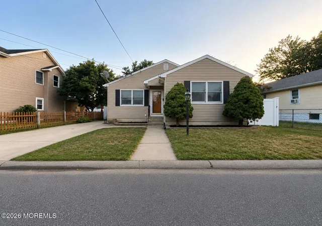 Homes for sale in North Middletown, NJ | 141 Morningside Ave, North Middletown, NJ 07748 | MLS# 22620037