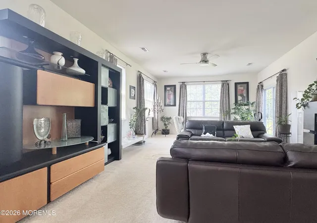 4th image of 7 Eagle Ridge Cir, Lakewood, NJ 08701 | MLS# 22620050
