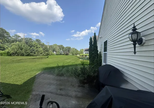 3rd image of 7 Eagle Ridge Cir, Lakewood, NJ 08701 | MLS# 22620050