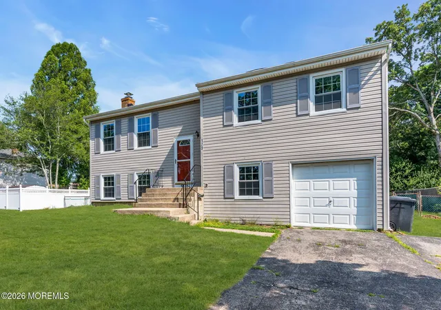 Homes for sale in Toms River, NJ | 173 Stowe St, Toms River, NJ 08753 | MLS# 22620073