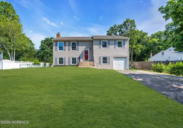 Homes for sale in Toms River, NJ | 173 Stowe St, Toms River, NJ 08753 | MLS# 22620073