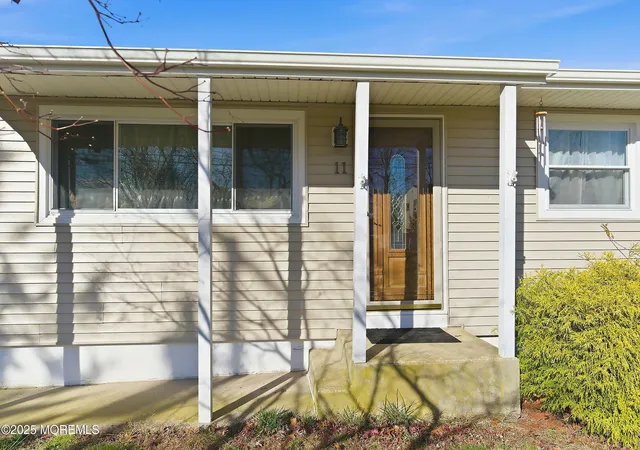 Homes for sale in Toms River, NJ | 11 Forest Valley Dr, Toms River, NJ 08755 | MLS# 22620093