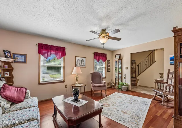 3rd image of 807 Constitution Dr, Brick, NJ 08724 | MLS# 22620074