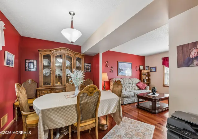 4th image of 807 Constitution Dr, Brick, NJ 08724 | MLS# 22620074