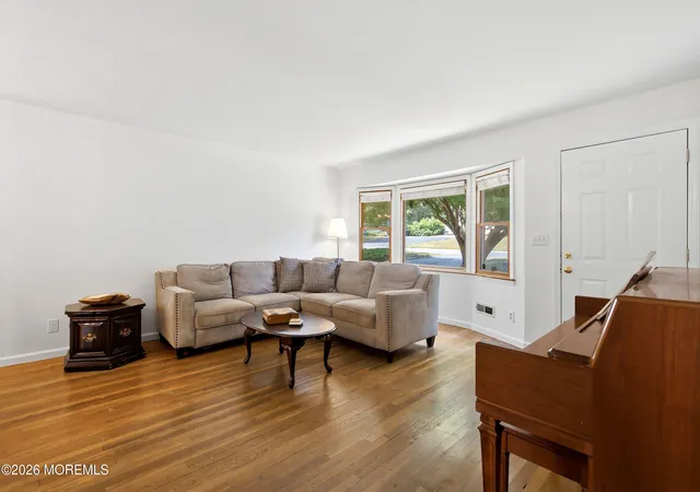 Homes for sale in Middletown, NJ | 17 Millbrook Dr, Middletown, NJ 07748 | MLS# 22620195