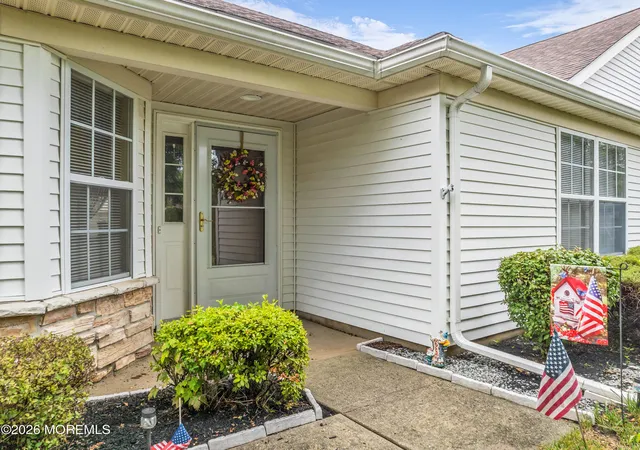 3rd image of 2 Pine Valley Ct, Lakewood, NJ 08701 | MLS# 22620558