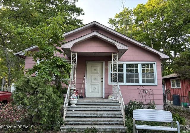 Homes for sale in Howell, NJ | 15 E 1st St, Howell, NJ 07731 | MLS# 22620106
