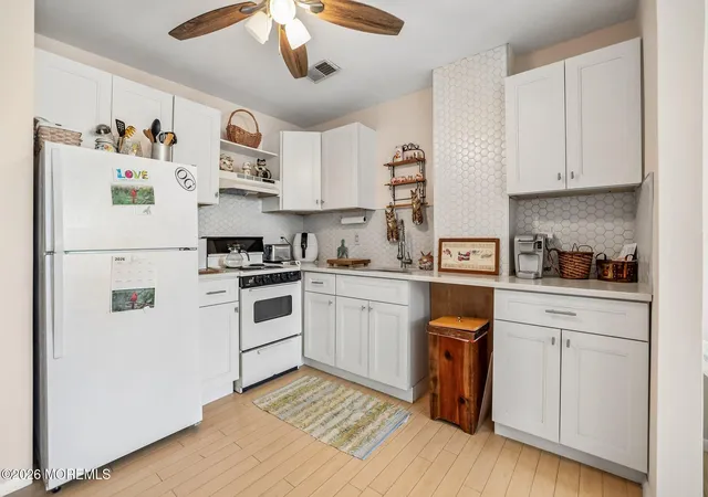 Homes for sale in Ocean Grove, NJ | 52 Pitman Ave #3I, Ocean Grove, NJ 07756 | MLS# 22620112