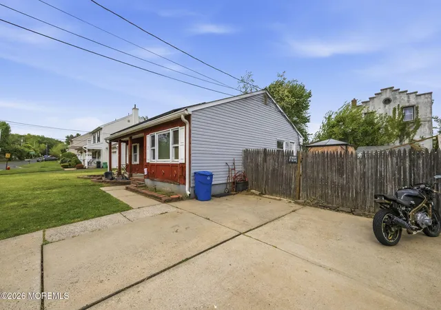 Homes for sale in Cliffwood, NJ | 168 Milton Ave, Cliffwood, NJ 07721 | MLS# 22620128
