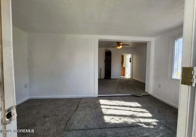 Homes for sale in Keansburg, NJ | 45 Campview Pl, Keansburg, NJ 07734