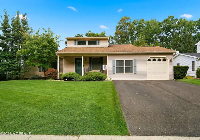 Homes for sale in Howell, NJ | 15 Honeysuckle Wy, Howell, NJ 07731 | MLS# 22620191