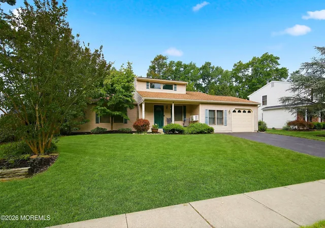 Homes for sale in Howell, NJ | 15 Honeysuckle Wy, Howell, NJ 07731 | MLS# 22620191