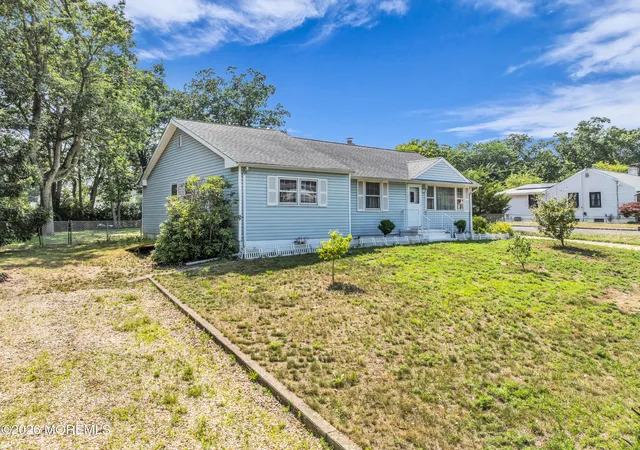 Homes for sale in Howell, NJ | 11 Hemlock Rd, Howell, NJ 07731 | MLS# 22620255