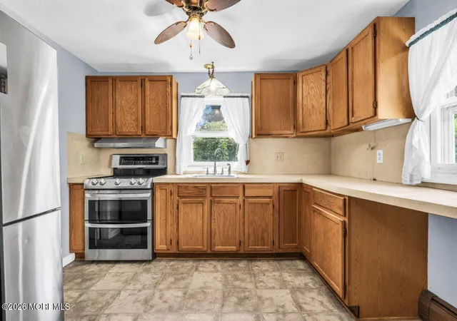 Homes for sale in Howell, NJ | 11 Hemlock Rd, Howell, NJ 07731 | MLS# 22620255