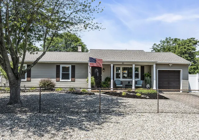 2nd image of 40 Jib Ln, Brick, NJ 08723 | MLS# 22620294
