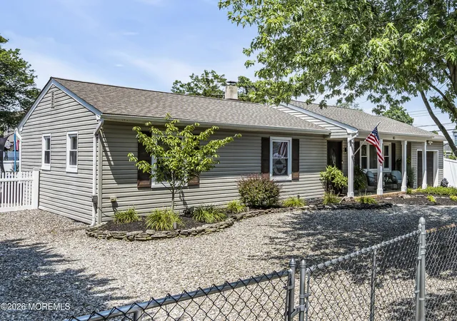3rd image of 40 Jib Ln, Brick, NJ 08723 | MLS# 22620294