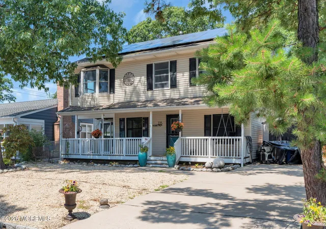 Homes for sale in Point Pleasant Boro, NJ | 225 Jaehnel Pkwy, Point Pleasant Boro, NJ 08742 | MLS# 22620498