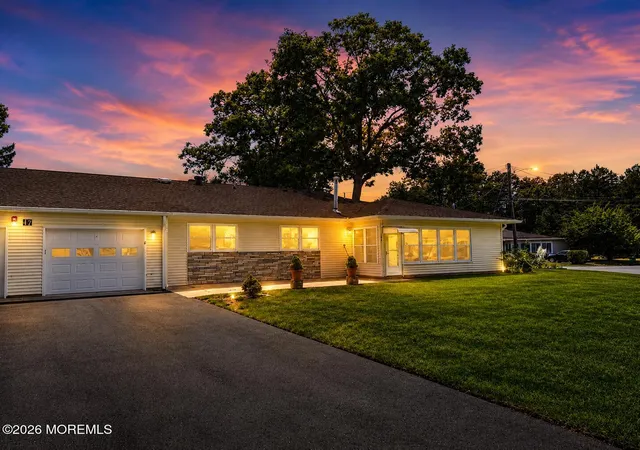 3rd image of 17 Dixie Ln #B, Jackson, NJ 08527 | MLS# 22620289