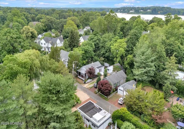 5th image of 6 Haggers Ln, Fair Haven, NJ 07704 | MLS# 22620510