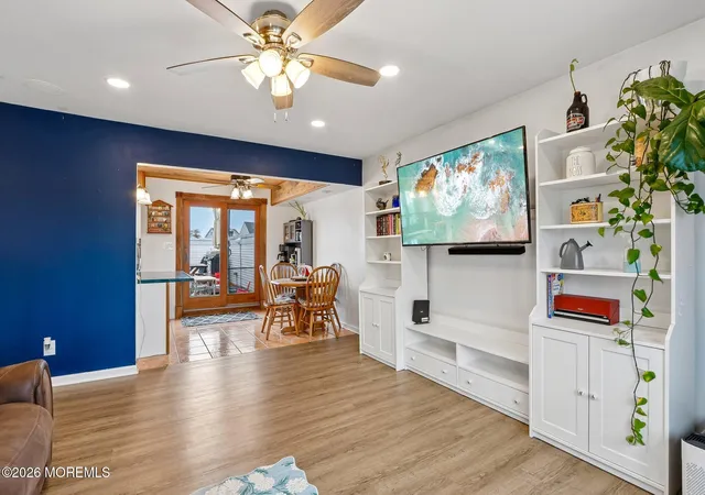 5th image of 3138 Oceanic Dr, Toms River, NJ 08753 | MLS# 22620335