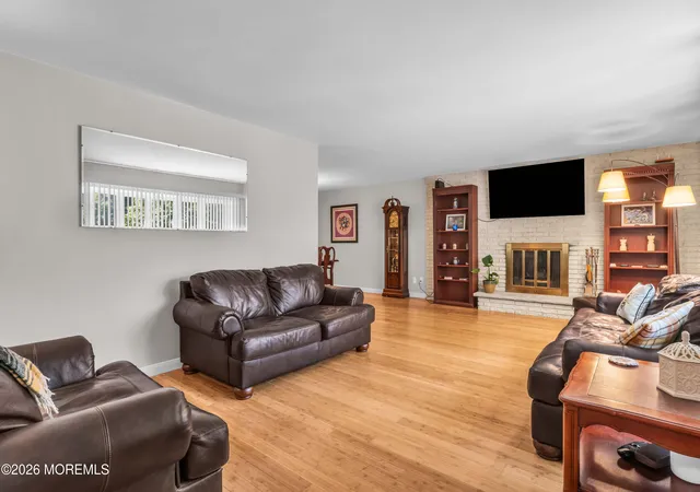 3rd image of 141 London Ct, Toms River, NJ 08753 | MLS# 22620710