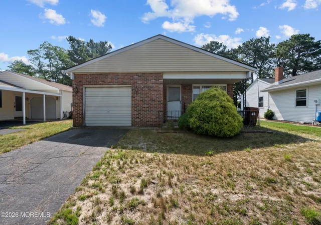 Photo 1 of Sale Pending at 22 Encinitas Dr, Toms River, NJ 08757 | MLS# 22620614 | Listing updated on 2026-08-22