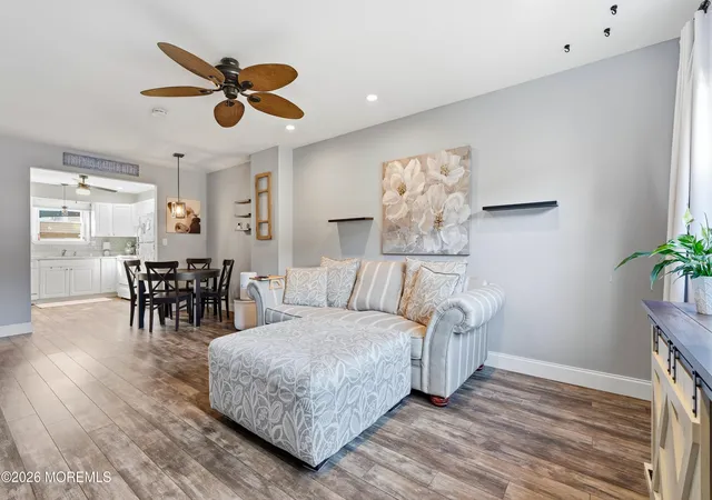 4th image of 54 Briar Mills Dr, Brick, NJ 08724 | MLS# 22620358