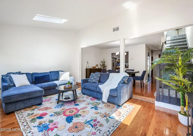 Homes for sale in Manalapan, NJ | 43 Chestnut Wy #4-3, Manalapan, NJ 07726 | MLS# 22620383