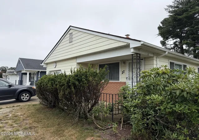 1st image of 11 Vail St, Toms River, NJ 08757 | MLS# 22620523