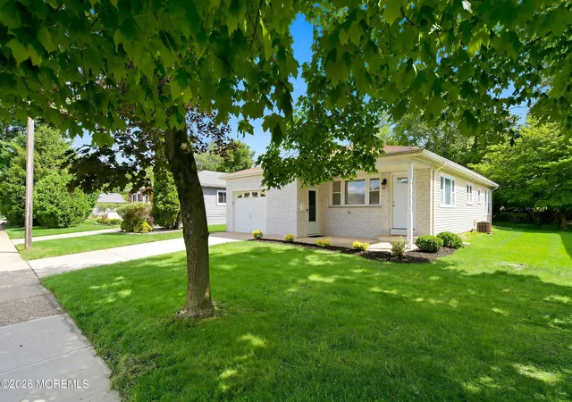 3rd image of 778 Jamaica Blvd, Toms River, NJ 08757 | MLS# 22620908