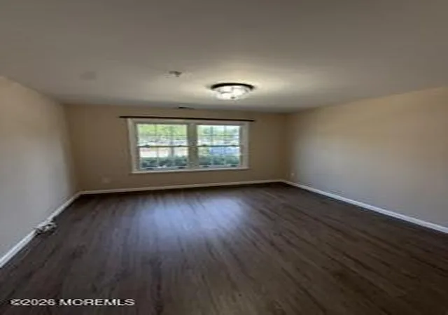 3rd image of 402 Wedgewood Cir, Belford, NJ 07718 | MLS# 22620491
