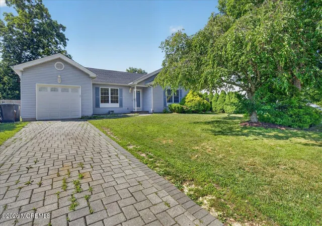 Homes for sale in Manahawkin, NJ | 117 Inboard Ave, Manahawkin, NJ 08050 | MLS# 22620489
