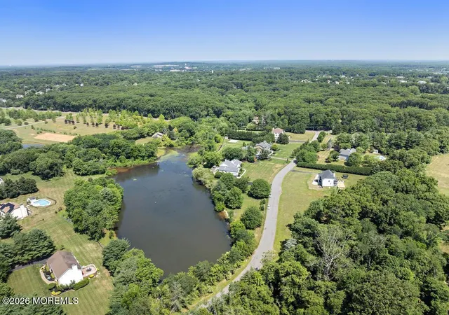 Homes for sale in Manalapan, NJ | 31 Highland Ridge Rd, Manalapan, NJ 07726 | MLS# 22620595