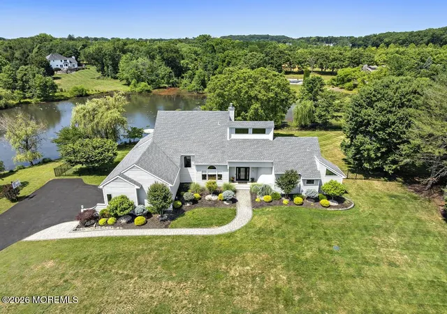 Homes for sale in Manalapan, NJ | 31 Highland Ridge Rd, Manalapan, NJ 07726 | MLS# 22620595
