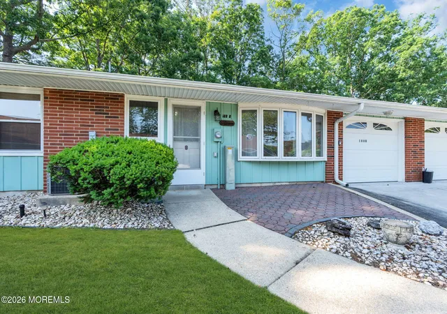 3rd image of 188B Sterling Ct, Lakewood, NJ 08701 | MLS# 22620568